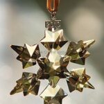 Swarovski_2010_Christmas_ornament_gold_SCS_members_10545600 | The Crystal Lodge