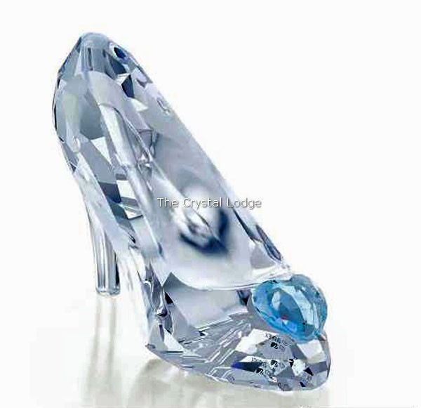 Cinderella slipper hi-res stock photography and images - Page 3 - Alamy