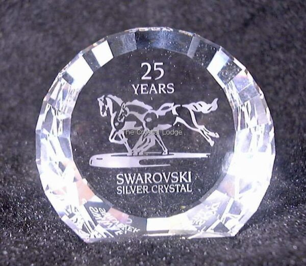 Swarovski_SCS_Paperweight_2001_Wild_Horses_25th_anniversary_60mm_disc_283324 | The Crystal Lodge