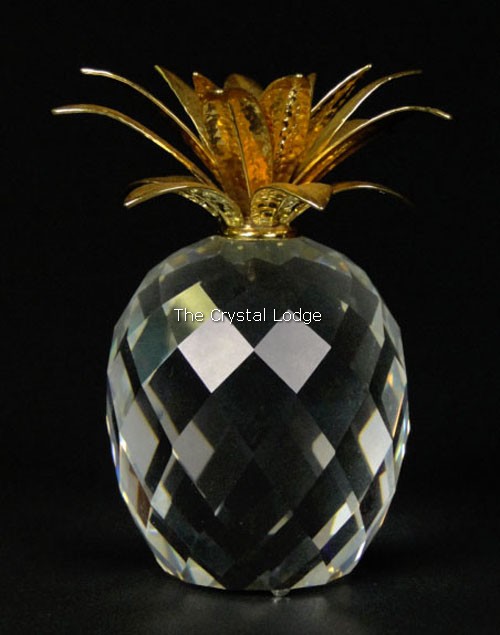 Swarovski_pineapple_gold_large_rounded_top_hammered_leaves_010044 | The Crystal Lodge