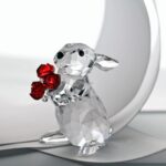 Swarovski_rabbit_with_roses_5063338 | The Crystal Lodge