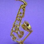 Swarovski_saxophone_gold_183285 | The Crystal Lodge