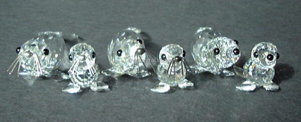 Swarovski_seal_large_v2_silver_whiskers_usa_012261 | The Crystal Lodge