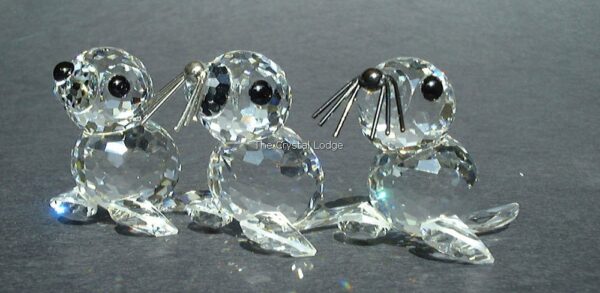 Swarovski_seal_mini_v2_silver_whiskers_usa_012530 | The Crystal Lodge