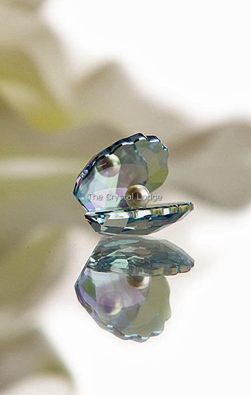Swarovski_shell_with_pearl_blue_1120198 | The Crystal Lodge