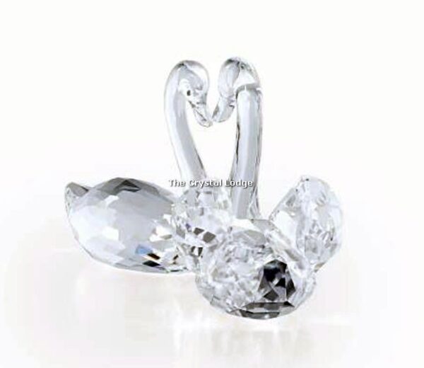 Swarovski_swan_couple_5135936 | The Crystal Lodge