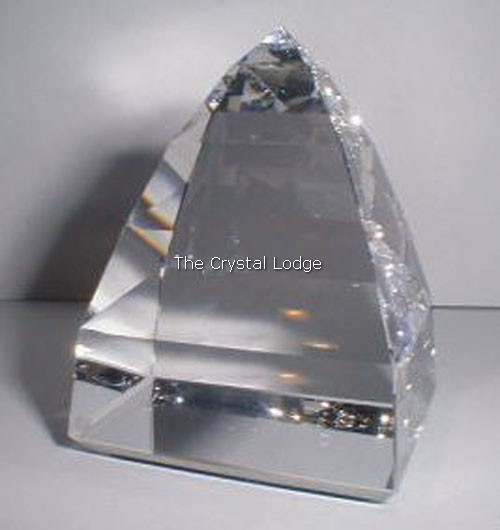 Swarovski_paperweight_pyramid_large_crystal_cal_7450050095 | The Crystal Lodge