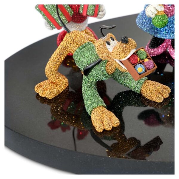 Swarovski_Disney_Mickey_and_Friends_Holiday_Cheer_LE_5653705 | The Crystal Lodge